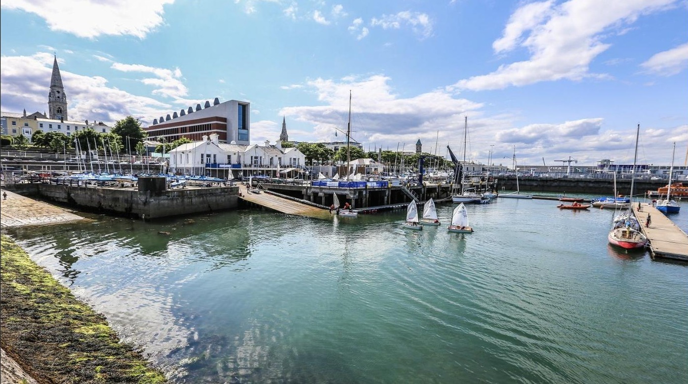 Royal Marine Hotel - Dún Laoghaire harbour view